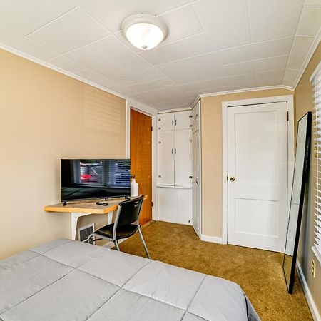 Less Than 2 Mi To Suny Cortland Unit With Private Parking Exterior photo